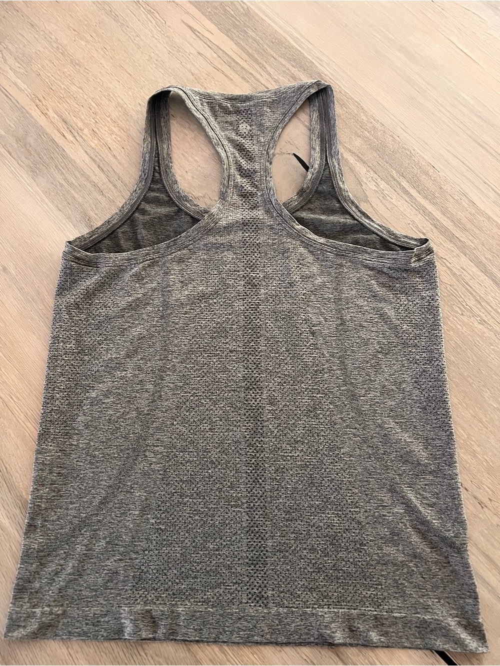 Lululemon Swiftly Tech Racerback Tank Top 2.0 Size 10 Heathered Grey